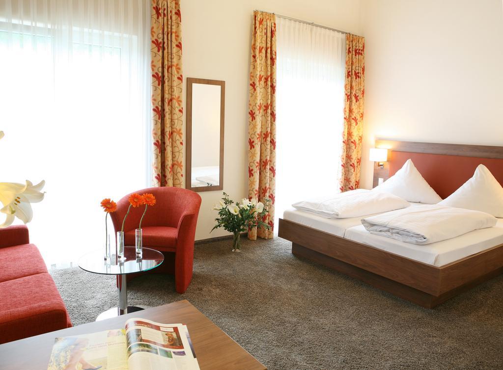 Hotel Donaublick Scheer Buitenkant foto